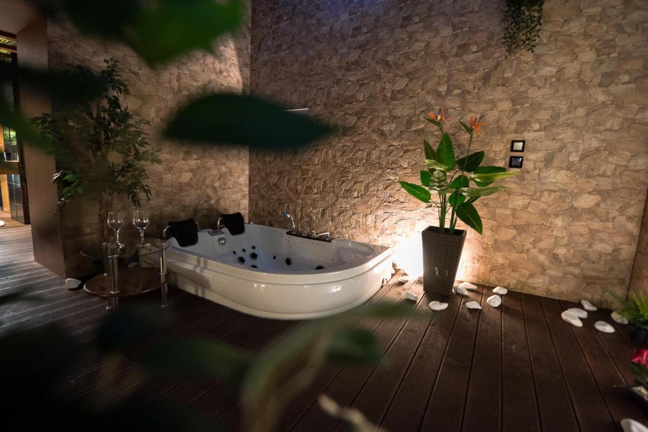 Z Jacuzzi Leilighet *